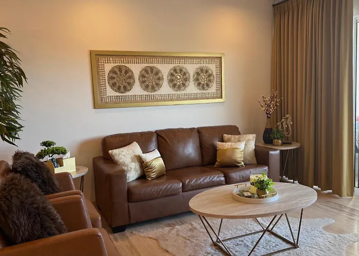 3br With Pool, Rooftop With Jacuzzi And View Apartment
